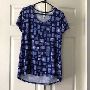 Lularoe Classic Tee camera print